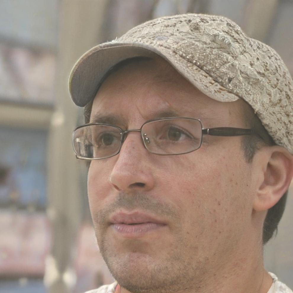 Portrait professionnel de Marc Dubois, directeur pédagogique
